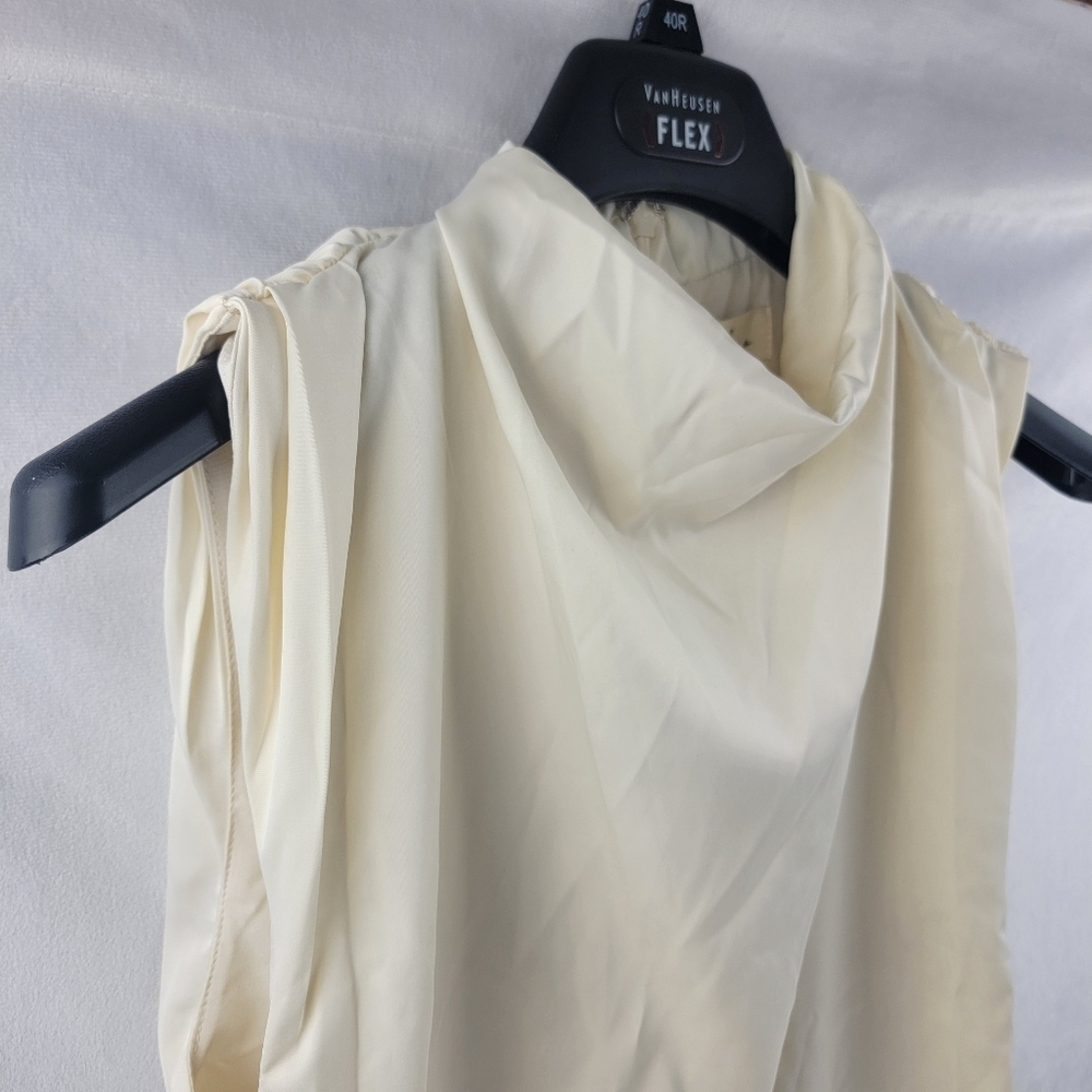 NWOT Lena high neck ruched shoulder sleeveless shift dress Size Small - Picture 4 of 6